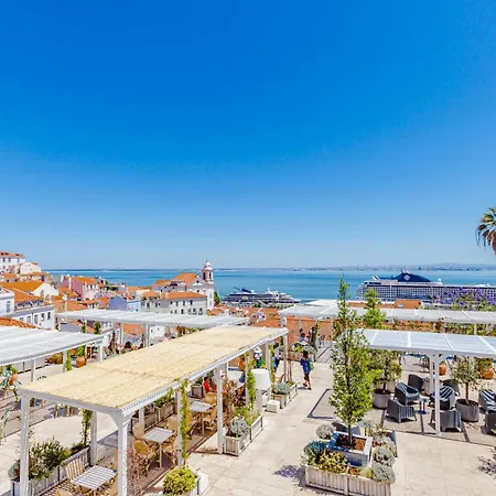 Visit Lisbon4fun - Alfama Apartman