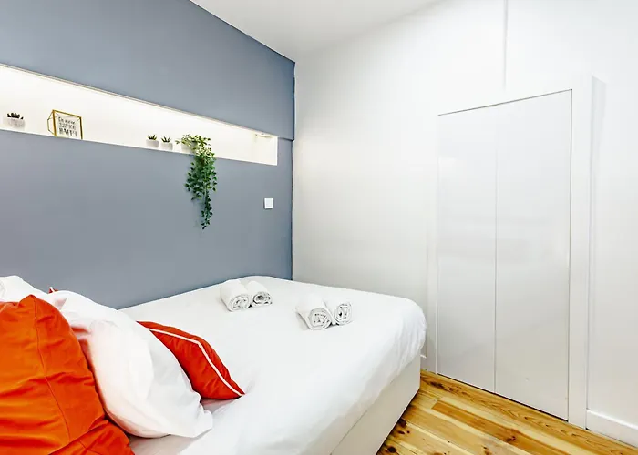 Visit Lisbon4fun - Alfama *