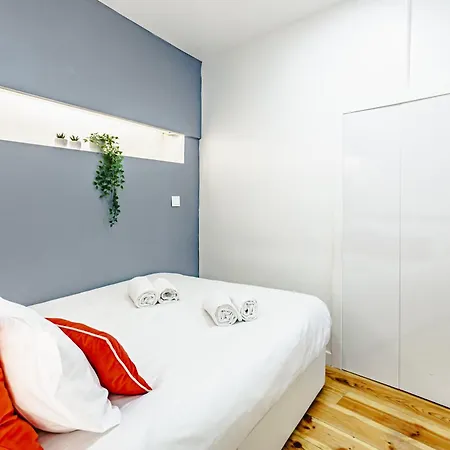 Visit Lisbon4fun - Alfama *